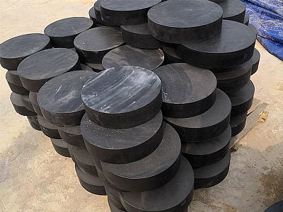 双城区板式橡胶支座由若干层橡胶片与薄钢板经加压硫化